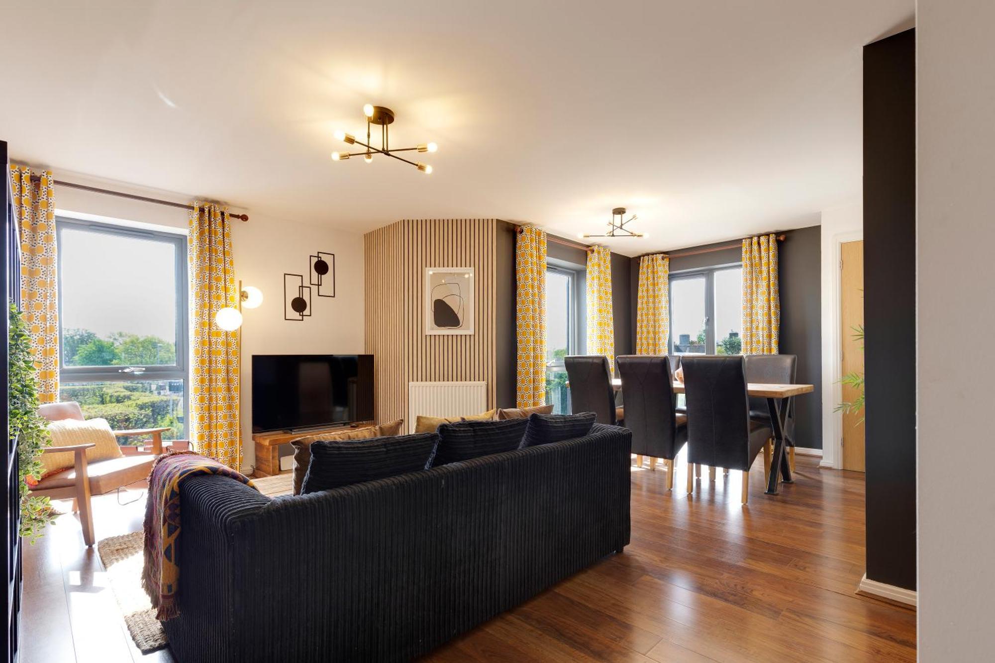 Pass The Keys Spacious And Modern Flat With Own Car Park CBG Exterior foto